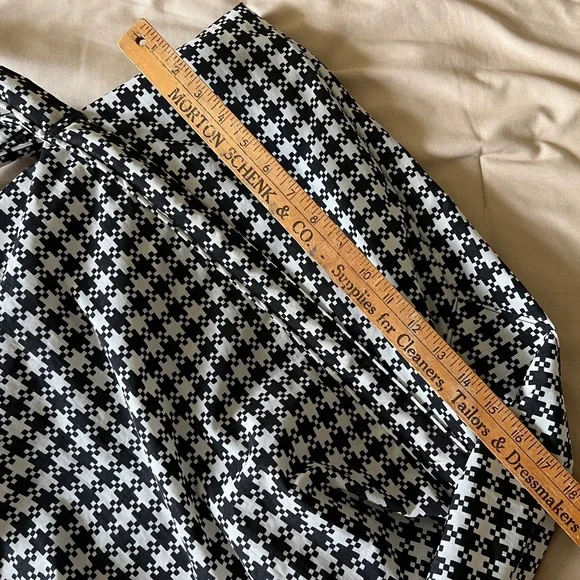Baggu Travel Cloud bag in black & white pixelated gingham - Picture 7 of 12